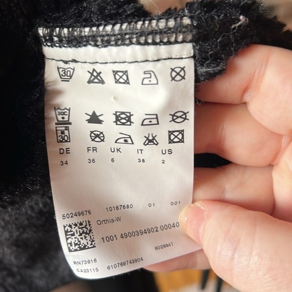 ***PRELOVED*** Hugo Boss Vegan Leather Moto Jacket - Picture 9 of 12